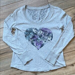 Life is Good light Gray Floral Heart Graphic Long Sleeve Tee